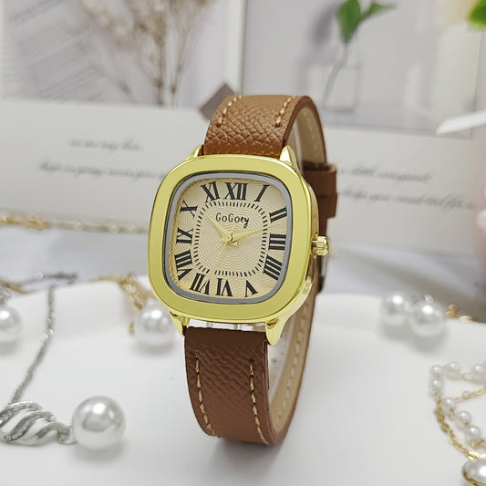 Retro Roman Dial Leather Strap Watch For Women